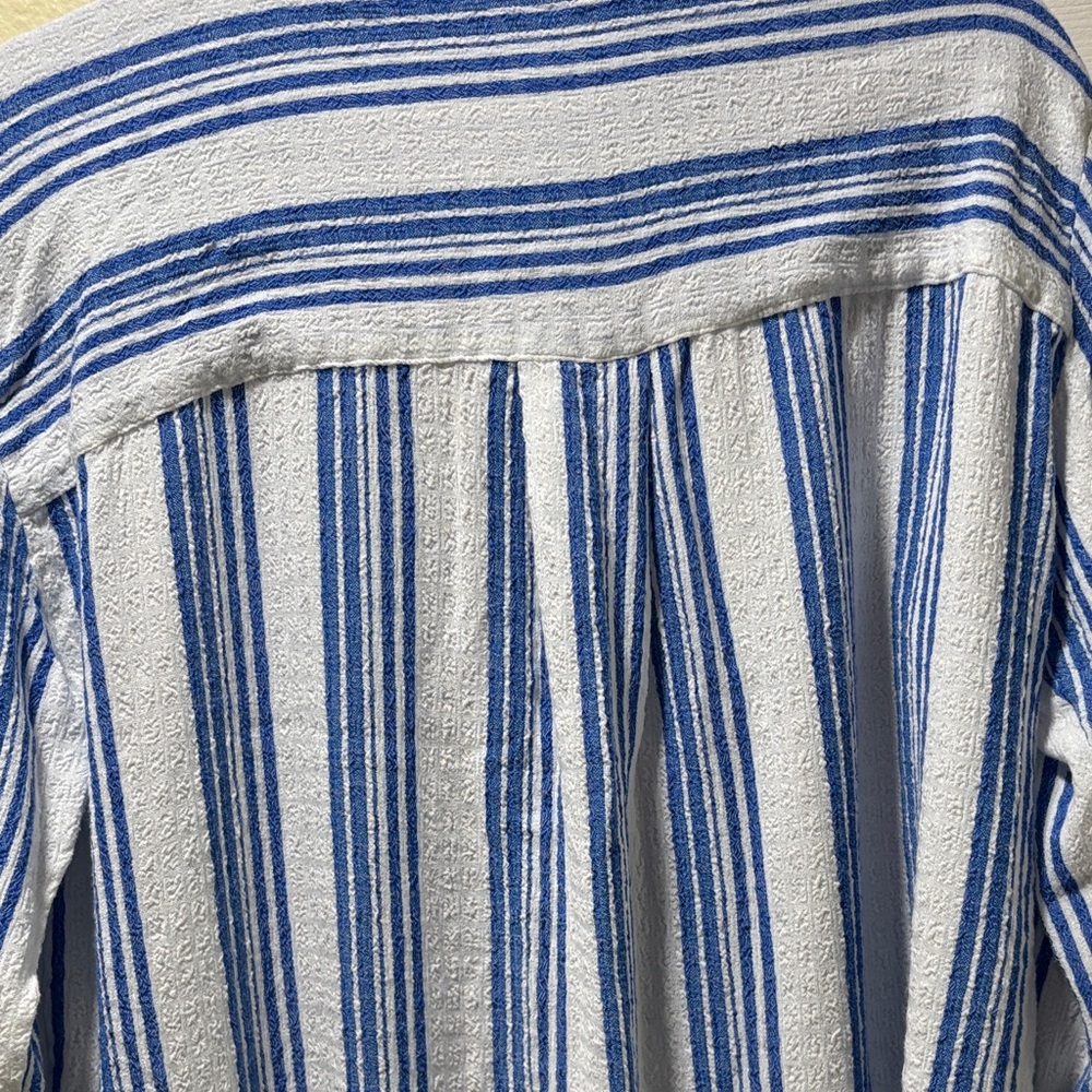 Striped Blue & White Long-Sleeve Button Shirt - Picture 5 of 7